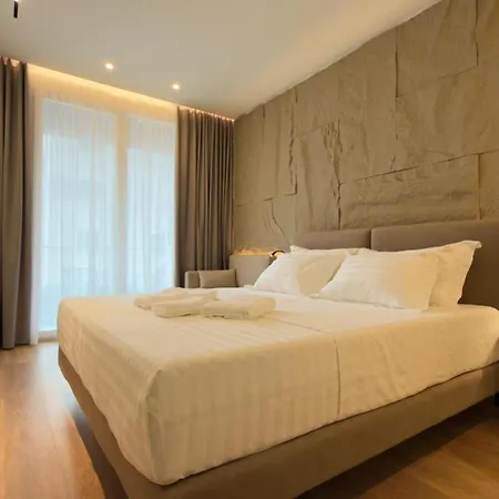Hotel Golden Nina *