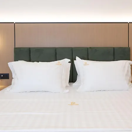 Hotel Golden Nina *