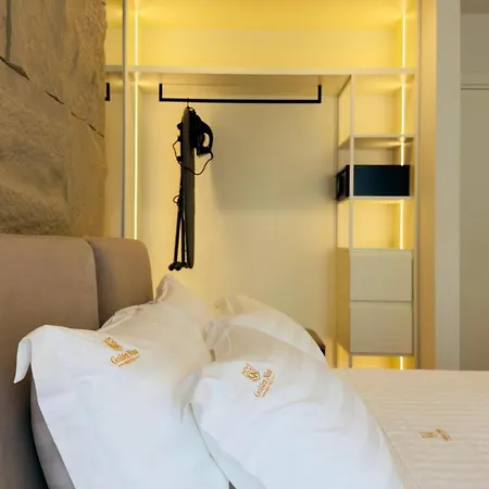 Golden Nina Hotel