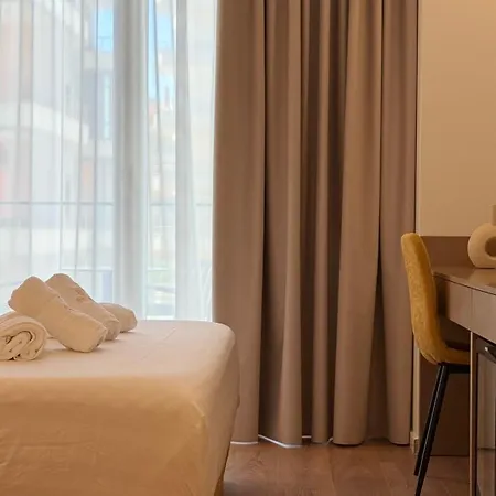 Hotel Golden Nina *